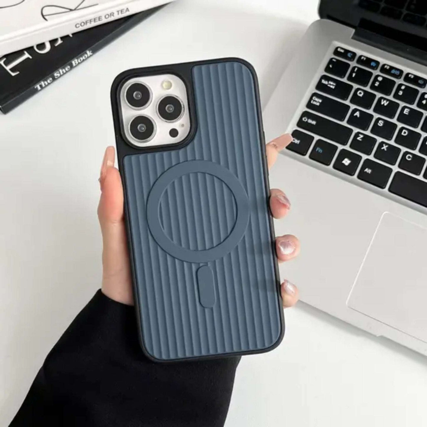 Rugged MagSafe Case with Textured Grip – Stylish Dual-Color Design Mobicases