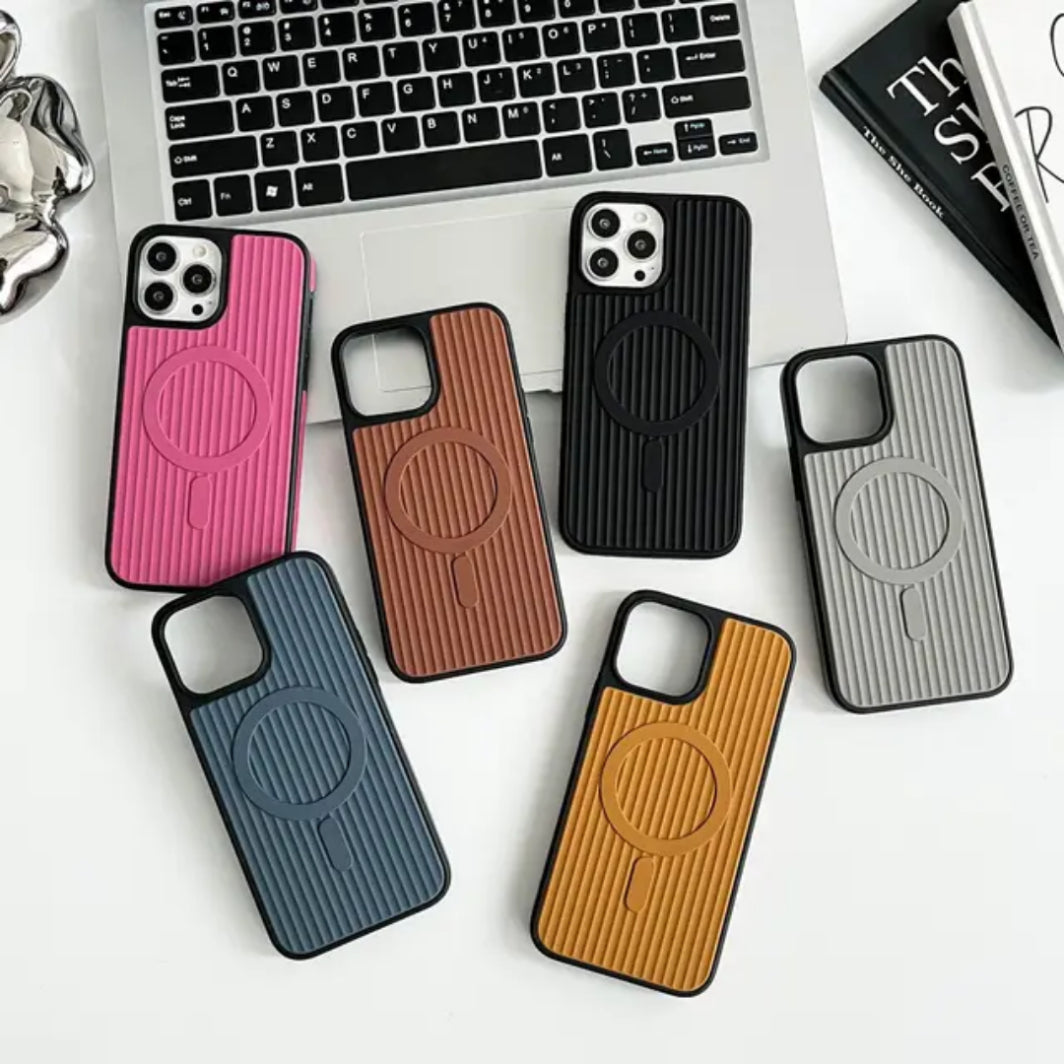 Rugged MagSafe Case with Textured Grip – Stylish Dual-Color Design Mobicases